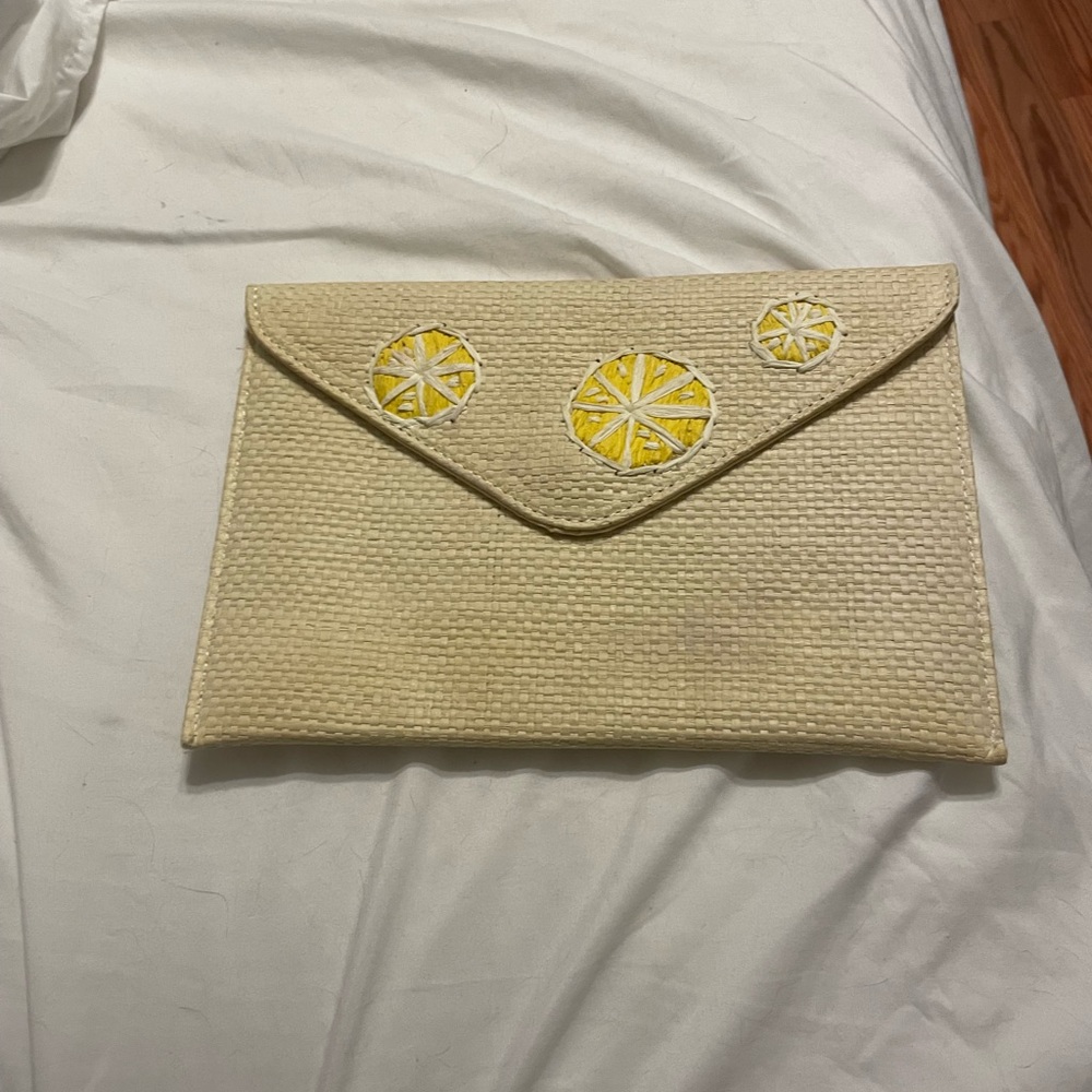 Tan lemon tropical straw vacation clutch